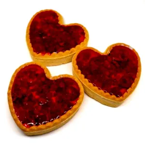 Tartaletka srdíčko - malinové - tradiční čerstvý mini zákusek, cukrárna Ostrava, Karviná a Petřvald